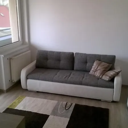 Belvarosba Uj Apartman Kiado * דברצן