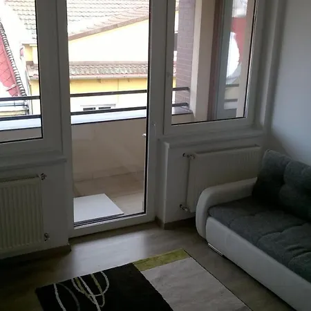 Belvarosba Uj Apartman Kiado דברצן